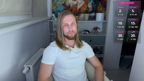 Snapshot of sky_guy25 chatting on 07.11.26 sky_guy25 online show from 07.11.26