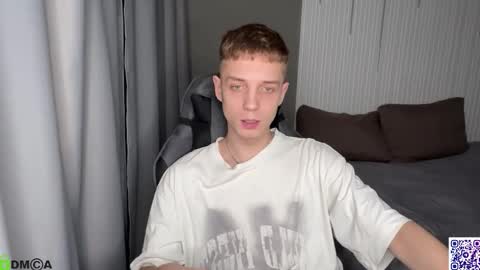 Snapshot of sky_hunter chatting on 11.03.25 sky_hunter online show from 11.03.25