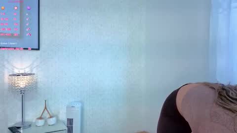 sky_johnson_ online show from 11.29.25