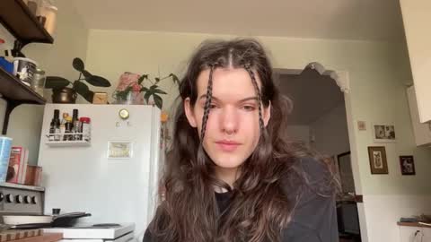 Snapshot of sky_lounge chatting on 04.08.26 sky lounge online show from 04.08.26