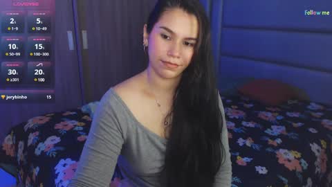Snapshot of sky_lover_ chatting on 12.18.24 Sky online show from 12.18.24