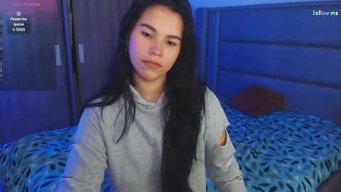 Snapshot of sky_lover_ chatting on 01.17.25 Sky online show from 01.17.25