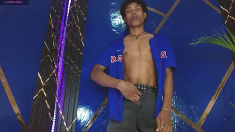 sky_walkerss online show from 04.13.26