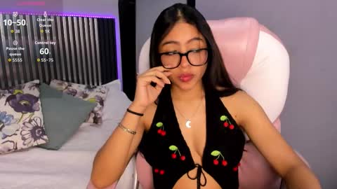 Snapshot of sky_winter chatting on 09.19.25 S O F I  online show from 09.19.25