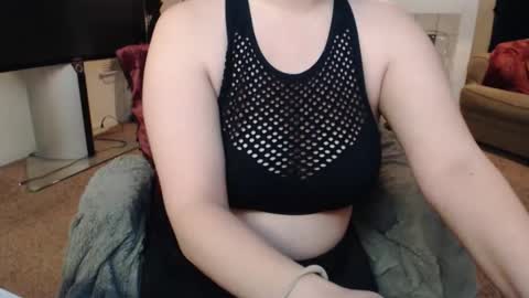 SKYLE   online show from 11.14.25