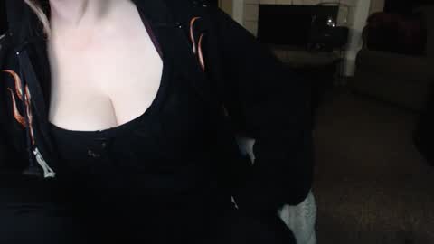 SKYLE   online show from 03.11.26