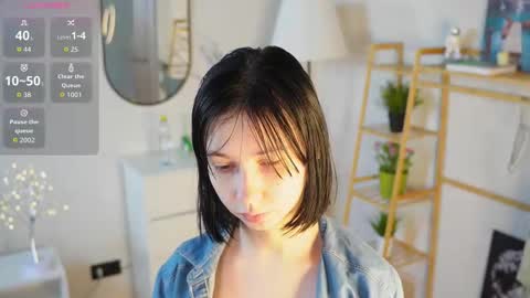 Snapshot of skyemcguire chatting on 11.02.25 Melissa online show from 11.02.25