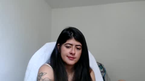 Snapshot of skyler1195 chatting on 06.16.26 Skyler online show from 06.16.26