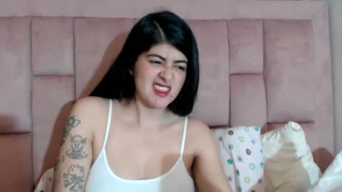 Snapshot of skyler1195 chatting on 06.19.26 Skyler online show from 06.19.26