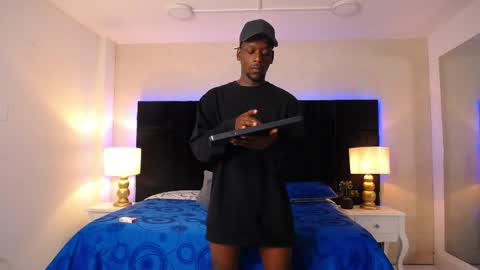 SKYLERBIGXXX online show from 04.29.26