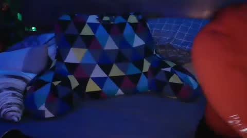 skyonetoo3 online show from 02.01.25