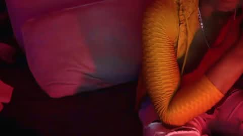 skyonetoo3 online show from 03.01.25