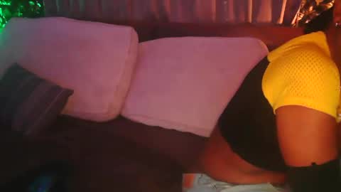 skyonetoo3 online show from 09.10.25