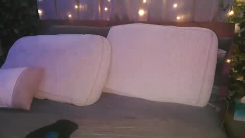 skyonetoo3 online show from 09.21.25