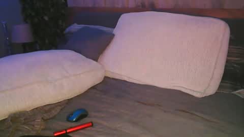 skyonetoo3 online show from 09.22.25