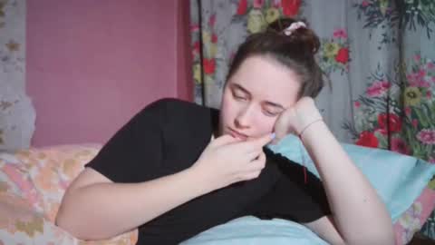 Snapshot of skyressie333 chatting on 12.08.24 skyressie333 online show from 12.08.24