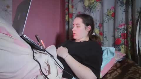 Snapshot of skyressie333 chatting on 12.09.24 skyressie333 online show from 12.09.24