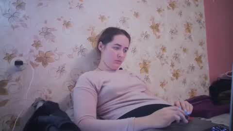 Snapshot of skyressie333 chatting on 12.15.24 skyressie333 online show from 12.15.24