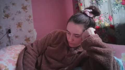 Snapshot of skyressie333 chatting on 12.16.24 skyressie333 online show from 12.16.24