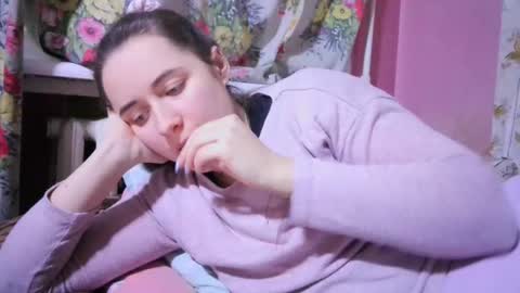 Snapshot of skyressie333 chatting on 01.05.25 skyressie333 online show from 01.05.25