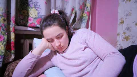 Snapshot of skyressie333 chatting on 01.05.25 skyressie333 online show from 01.05.25