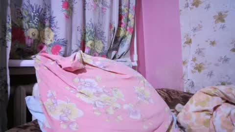 Snapshot of skyressie333 chatting on 01.06.25 skyressie333 online show from 01.06.25