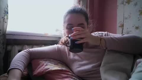 Snapshot of skyressie333 chatting on 01.10.25 skyressie333 online show from 01.10.25