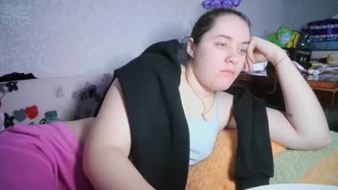 Snapshot of skyressie333 chatting on 02.21.25 skyressie333 online show from 02.21.25