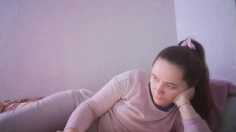 Snapshot of skyressie333 chatting on 02.24.25 skyressie333 online show from 02.24.25