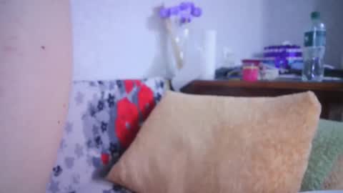 Snapshot of skyressie333 chatting on 03.04.25 skyressie333 online show from 03.04.25