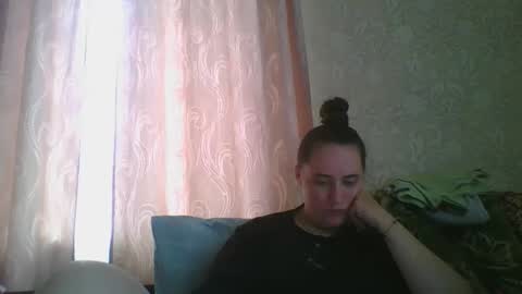 Snapshot of skyressie333 chatting on 10.28.25 skyressie333 online show from 10.28.25