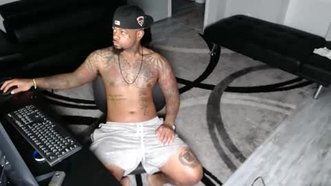 Snapshot of slangondemhoes chatting on 12.28.24 nasty twitter KASHCARTERATL online show from 12.28.24