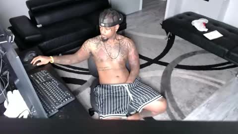 Snapshot of slangondemhoes chatting on 01.09.25 nasty twitter KASHCARTERATL online show from 01.09.25