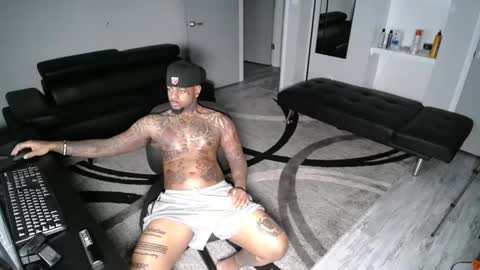 Snapshot of slangondemhoes chatting on 03.05.25 nasty twitter KASHCARTERATL online show from 03.05.25