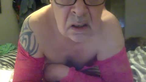 slav266938 online show from 01.04.25