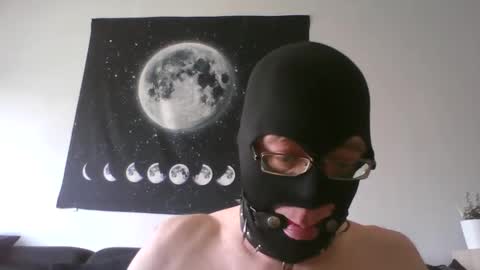 Snapshot of slaveforgodess chatting on 03.05.25 slaveforgodess online show from 03.05.25