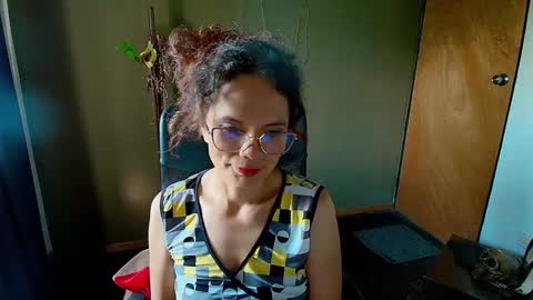 Snapshot of slavefuck chatting on 01.16.25 SlaveFuck online show from 01.16.25