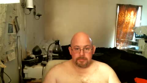 Snapshot of slavejim518 chatting on 02.04.26 slavejim online show from 02.04.26