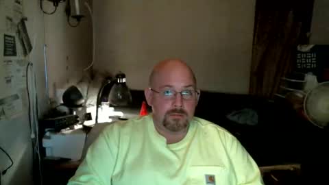 Snapshot of slavejim518 chatting on 03.03.26 slavejim online show from 03.03.26