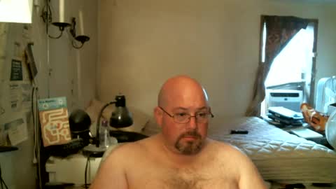 Snapshot of slavejim518 chatting on 06.30.26 slavejim online show from 06.30.26