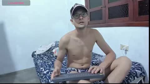 Snapshot of slayer19tm chatting on 10.31.25 slayer19tm online show from 10.31.25