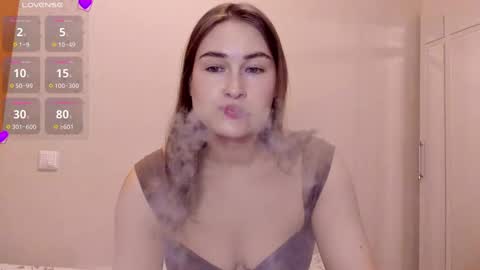 Snapshot of sleeeepy_af chatting on 01.08.25 Alice online show from 01.08.25