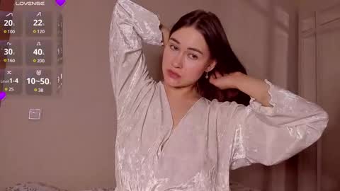 Snapshot of sleeeepy_af chatting on 02.07.25 Alice online show from 02.07.25