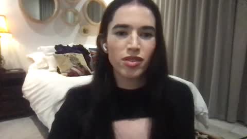 sleek_elf online show from 11.16.25