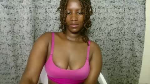 Snapshot of sleekmellanin chatting on 09.09.25 sleekmellanin online show from 09.09.25