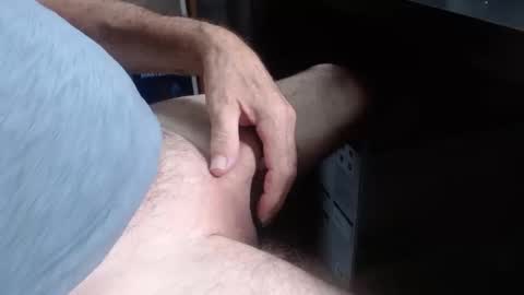 Snapshot of sliderguy699 chatting on 10.13.25 sliderguy699 online show from 10.13.25