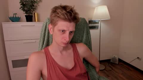 Snapshot of slim_andy chatting on 09.25.25 Andy online show from 09.25.25