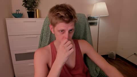 Snapshot of slim_andy chatting on 09.27.25 Andy online show from 09.27.25