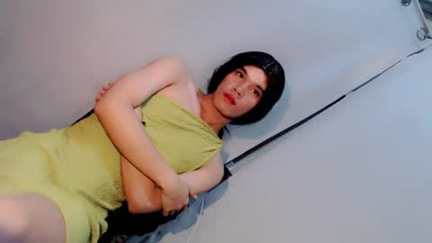 Snapshot of slim_nathalia chatting on 04.22.26 slim_nathalia online show from 04.22.26