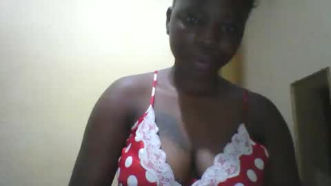 Snapshot of slim_petite_ebony chatting on 05.20.26 slim_petite_ebony online show from 05.20.26